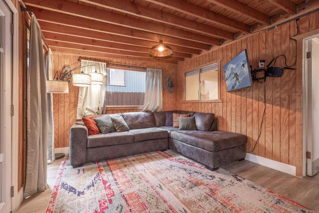 271 Leonard Ln, Sugarloaf, CA 92386