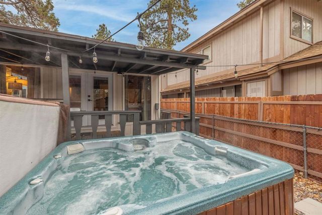 271 Leonard Ln, Sugarloaf, CA 92386