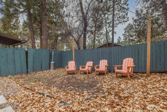 271 Leonard Ln, Sugarloaf, CA 92386