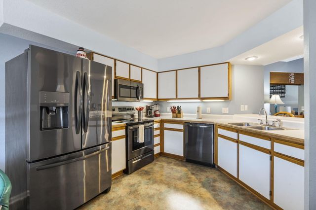 255 Wimbledon Drive 8, Branson, MO 65616