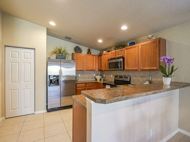 4528 56th Lane, Vero Beach, FL 32967