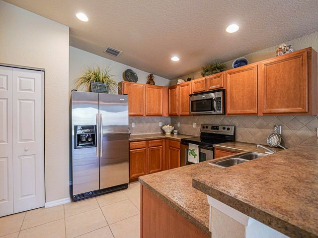 4528 56th Lane, Vero Beach, FL 32967