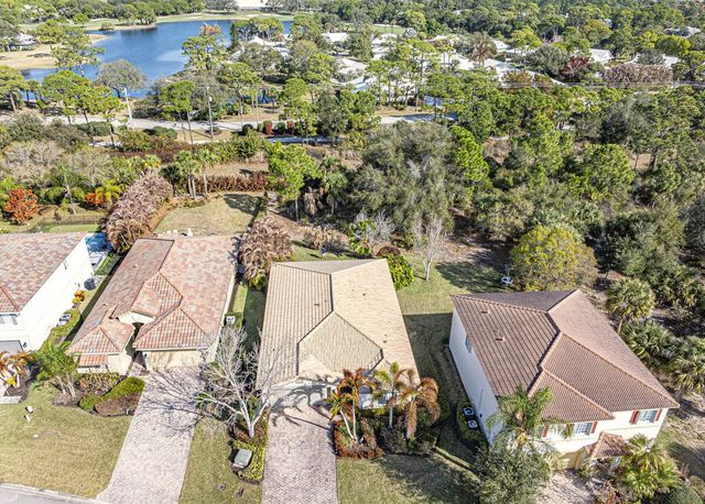 4528 56th Lane, Vero Beach, FL 32967