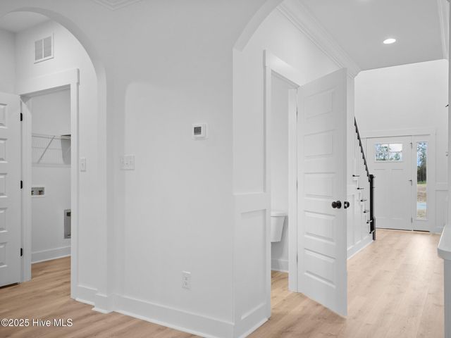 293 E Ivybridge Drive, Hubert, NC 28539