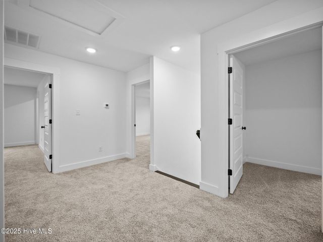 293 E Ivybridge Drive, Hubert, NC 28539