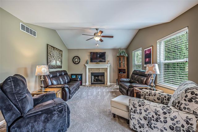 2116 Ore Creek Lane, Brighton, MI 48114