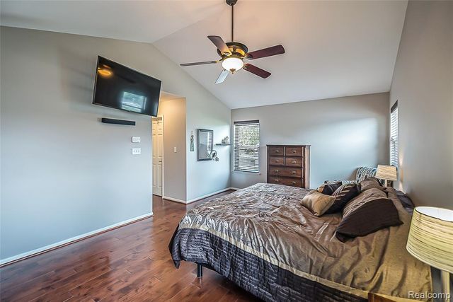 2116 Ore Creek Lane, Brighton, MI 48114