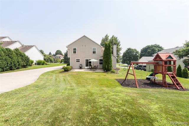 2116 Ore Creek Lane, Brighton, MI 48114