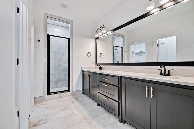 1 Hemel Lane, Bella Vista, AR 72714