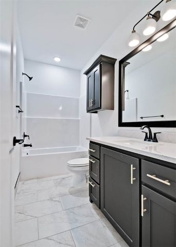 1 Hemel Lane, Bella Vista, AR 72714