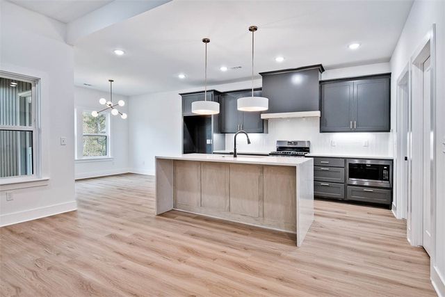 1 Hemel Lane, Bella Vista, AR 72714