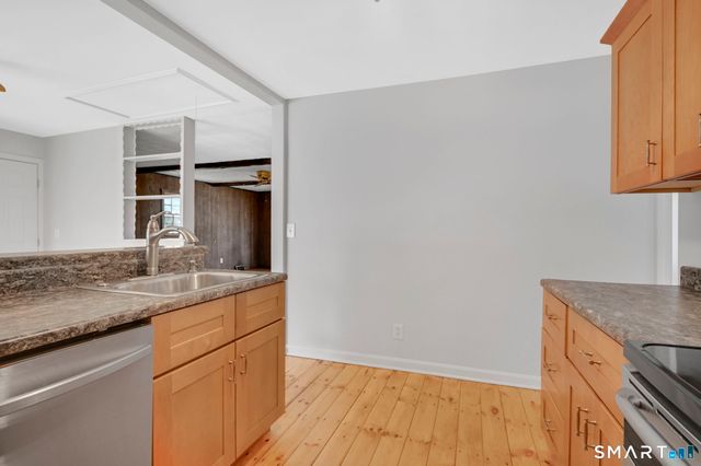 176 Hollister Drive, East Hartford, CT 06118