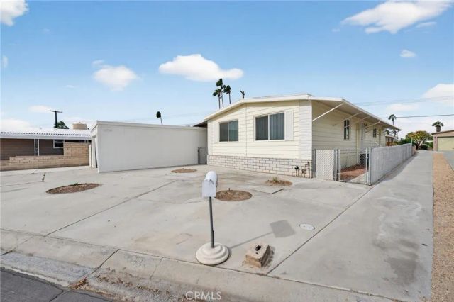 33183 Laura, Thousand Palms, CA 92276