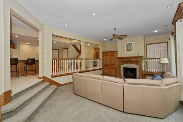 31755 Oakwood Lane, Waukee, IA 50263