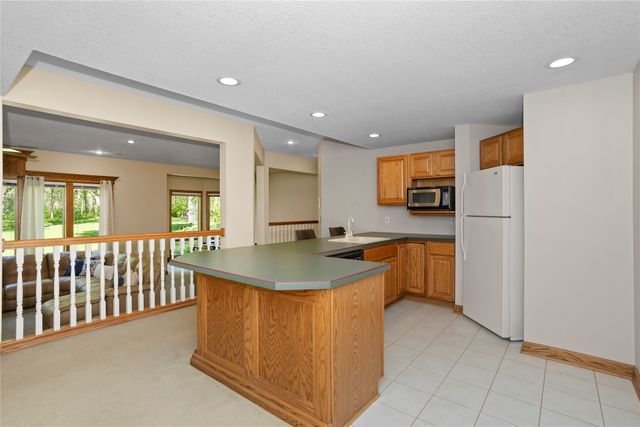 31755 Oakwood Lane, Waukee, IA 50263
