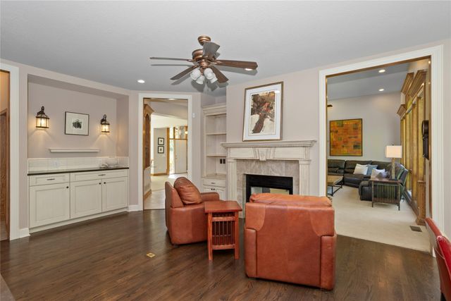 31755 Oakwood Lane, Waukee, IA 50263