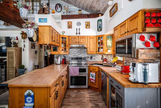 2235 Newman ROAD N, Mount Pleasant, WI 53406