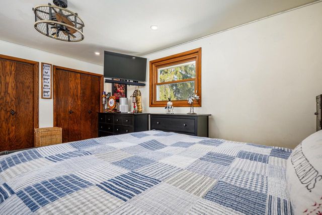 2235 Newman ROAD N, Mount Pleasant, WI 53406