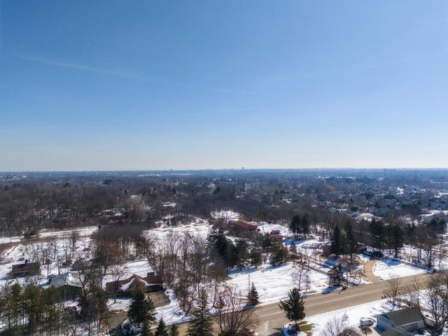 2235 Newman ROAD N, Mount Pleasant, WI 53406