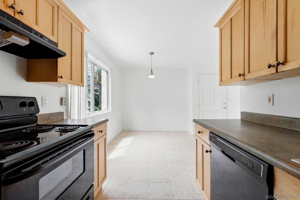 2850 Reynard Way 16, San Diego, CA 92103 — photo 5