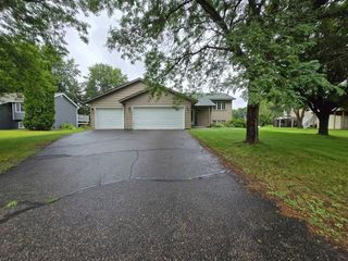 161 Sunflower Lane, Lino Lakes, MN 55014