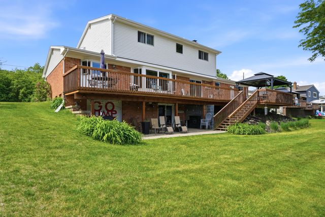 1888 Squaw Lagoon Drive, Oxford, MI 48371