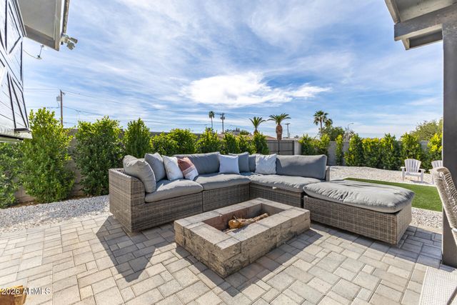 7902 E KIMSEY Lane, Scottsdale, AZ 85257