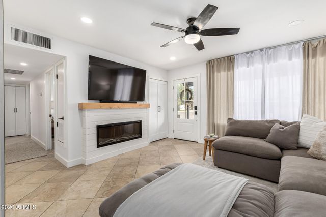 7902 E KIMSEY Lane, Scottsdale, AZ 85257