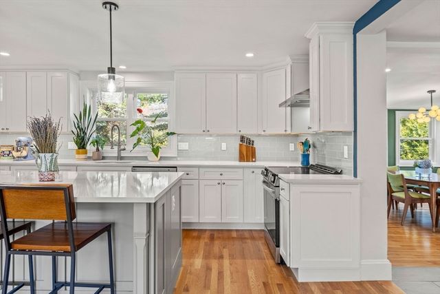 22 Shelton Rd, Swampscott, MA 01907