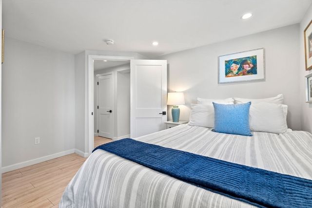 22 Shelton Rd, Swampscott, MA 01907