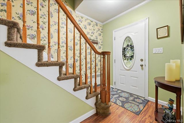 166 Beech Street, Floral Park, NY 11001