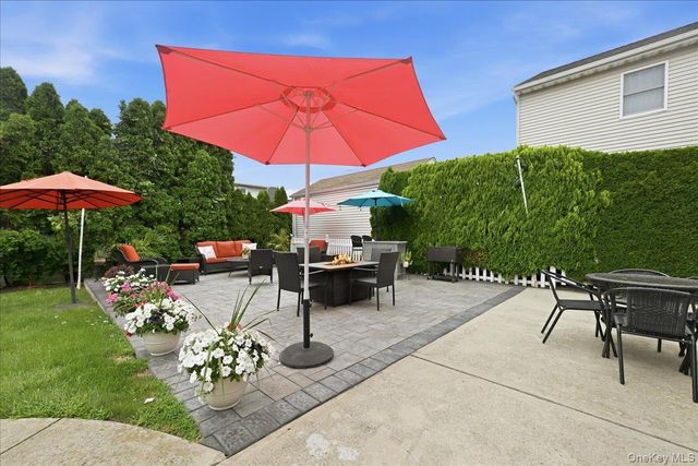 166 Beech Street, Floral Park, NY 11001