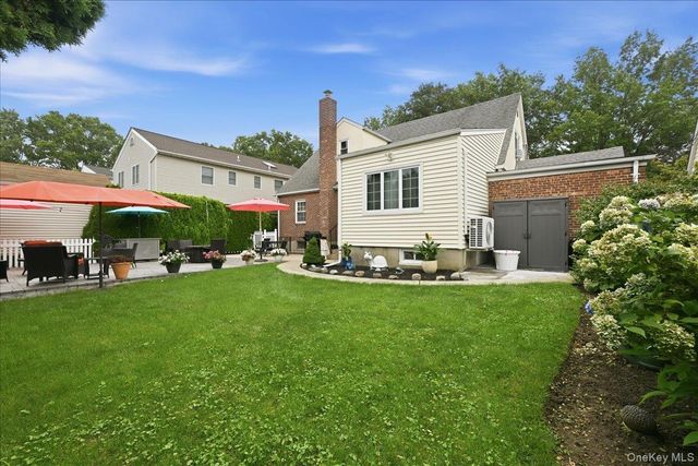 166 Beech Street, Floral Park, NY 11001