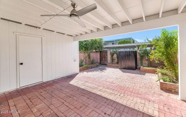 4027 E CAMPBELL Avenue, Phoenix, AZ 85018