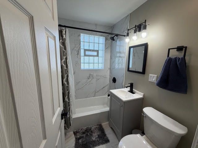 6104 S Nashville Avenue, Chicago, IL 60638