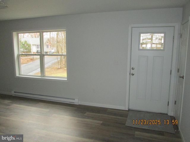 380 GALLERY LN, Mount Bethel, PA 18343