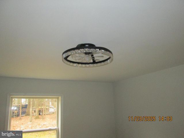 380 GALLERY LN, Mount Bethel, PA 18343