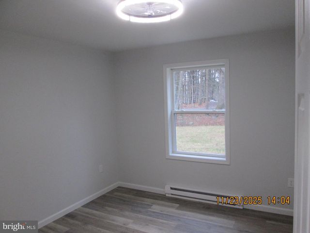 380 GALLERY LN, Mount Bethel, PA 18343