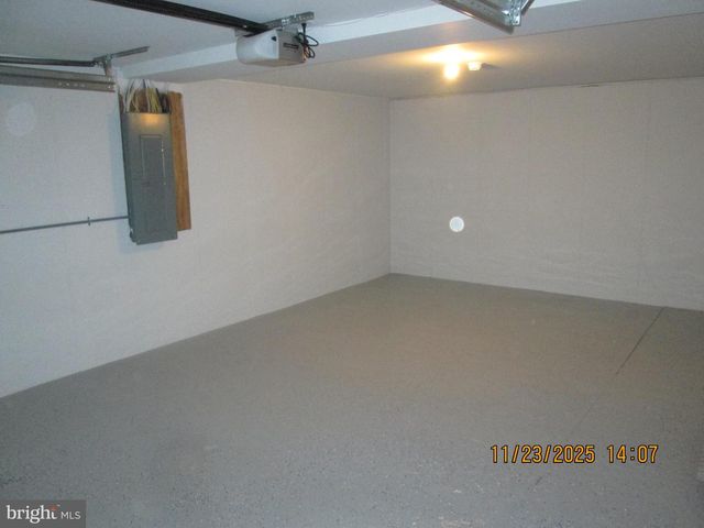 380 GALLERY LN, Mount Bethel, PA 18343