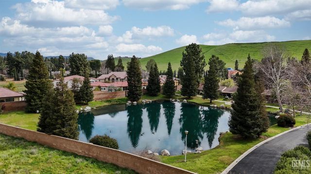 11938 Laver Court, Bakersfield, CA 93306