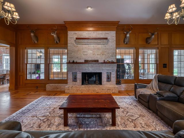 20111 State Highway 110 S, Whitehouse, TX 75791