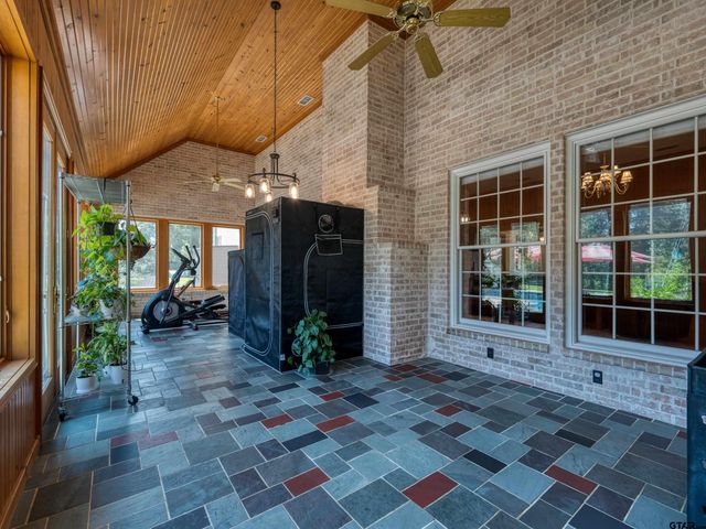 20111 State Highway 110 S, Whitehouse, TX 75791