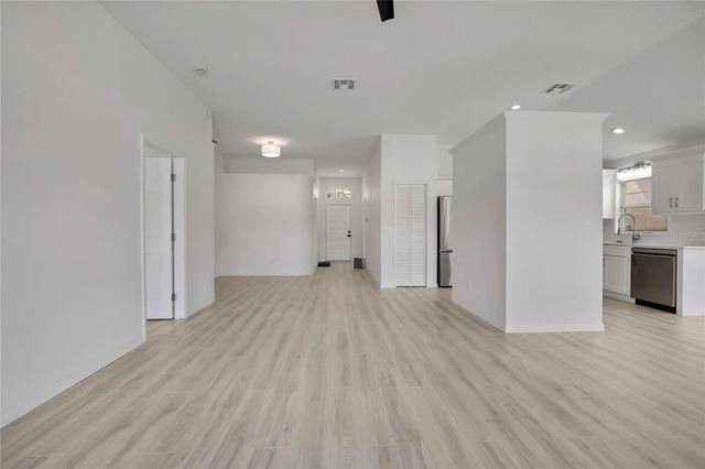 545 LAKE CYPRESS CIRCLE, Oldsmar, FL 34677