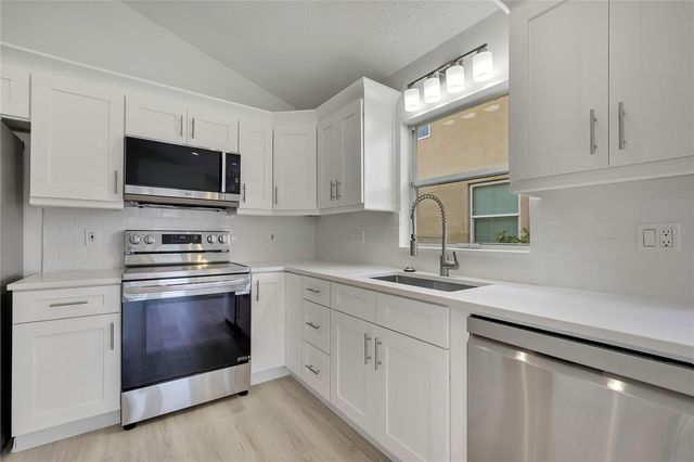 545 LAKE CYPRESS CIRCLE, Oldsmar, FL 34677