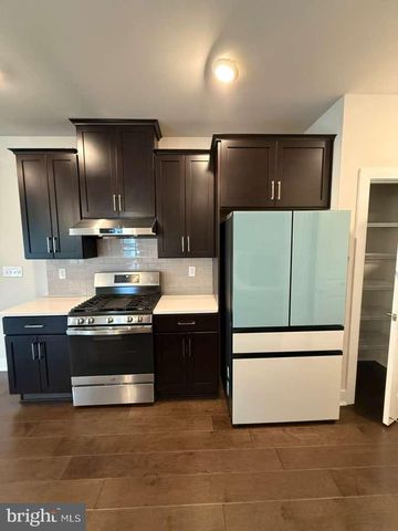 704 PEONY LN, Spring City, PA 19475