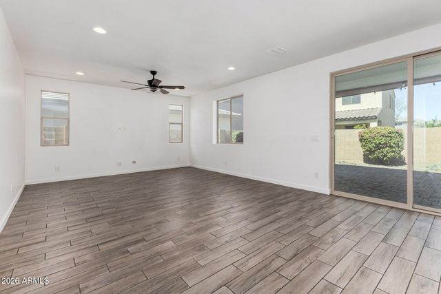 9916 E KINETIC Drive, Mesa, AZ 85212