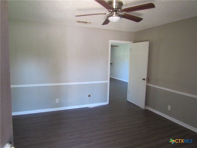 3914 S 31st Street, Temple, TX 76502