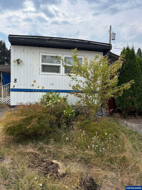 3137 Hwy 20 8, Sweet Home, OR 97386