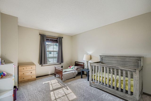 15040 Dunwood Trail 11, Apple Valley, MN 55124