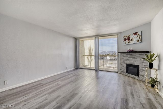 745 North Royal Crest Circle 141, Las Vegas, NV 89169